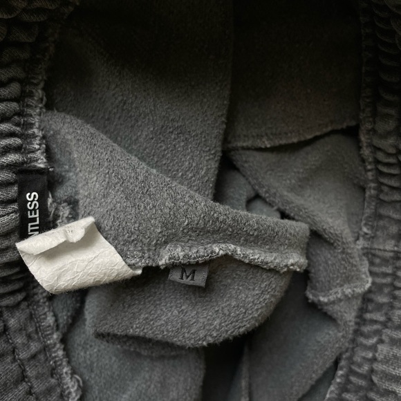 Talentless grey sweatpants - Picture 7 of 8